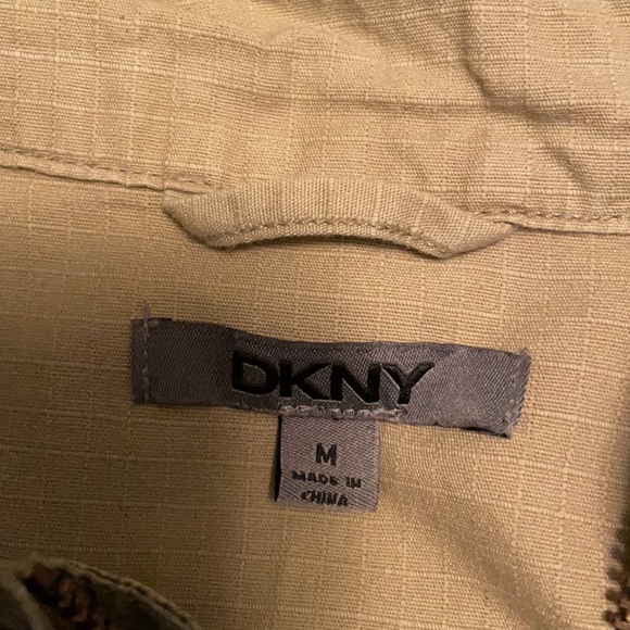 DKNY Cotton Camo Jacket with Zippers Size Medium - Picture 6 of 8